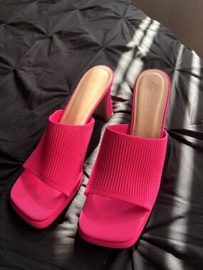 Hot Pink Ribbed Slide Heels by Candace